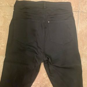 Black highwaisted jeggings